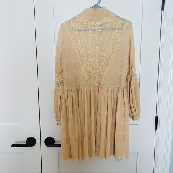 ⭐️ GANNI LACE MINI DRESS ⭐️ - Picture 1 of 3